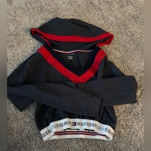 Dark gray Tommy cropped hoodie! Sz XS